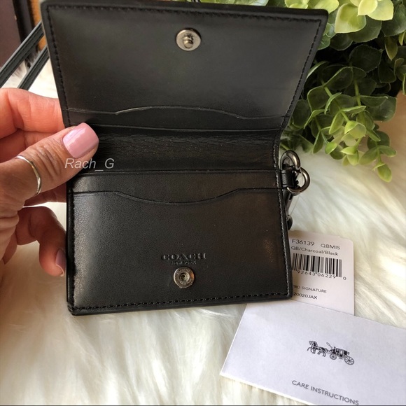 Coach Signature Lanyard - Picture 3 of 4